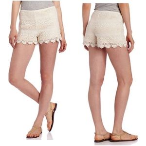 Tart Ivory Lace Shorts